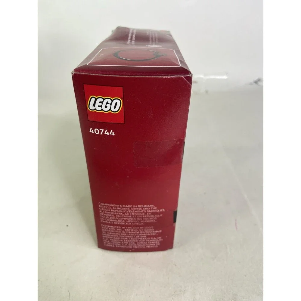 LEGO 40744 Christmas Ornament Selection SEALED New Damaged Box